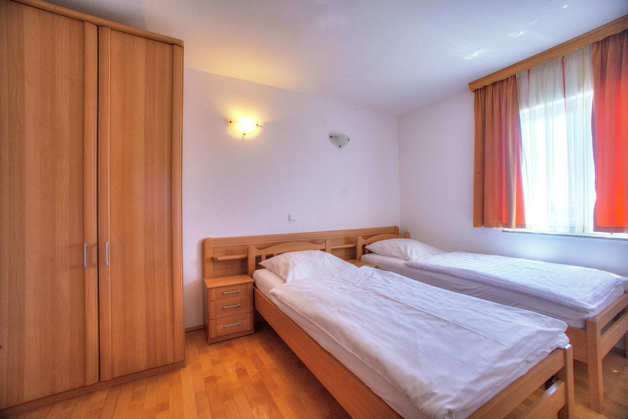 Villa D&I Vodice Szoba fotó